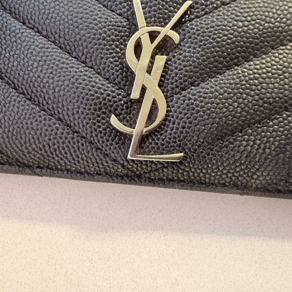 Saint Laurent Textured Black Card Holder - Picture 6 of 7